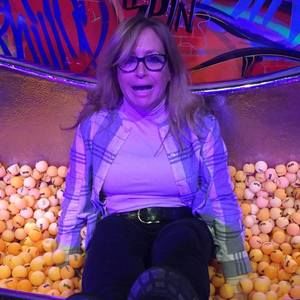 Meet your Posher, Wendi